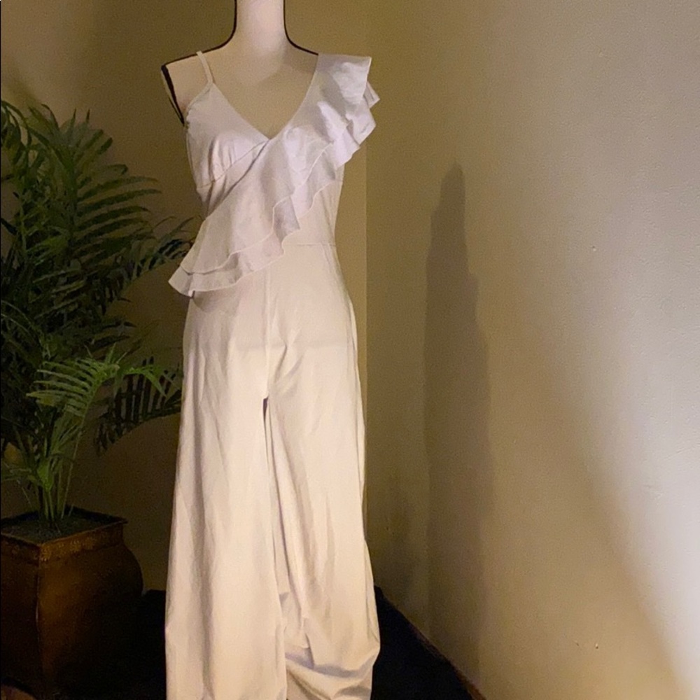 White One Shoulder Strap Jumpsuit
